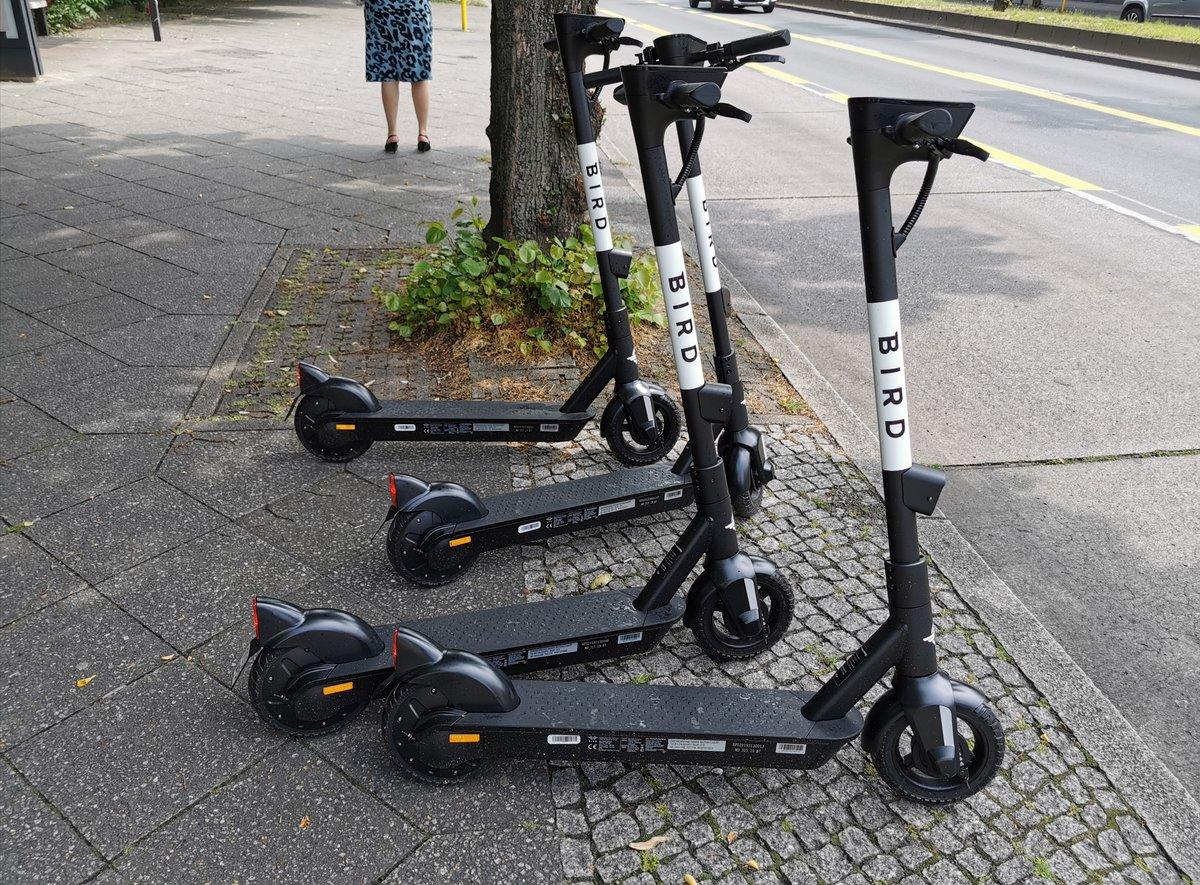e-scooter-bird-berlin-aufgenommen-am-166005