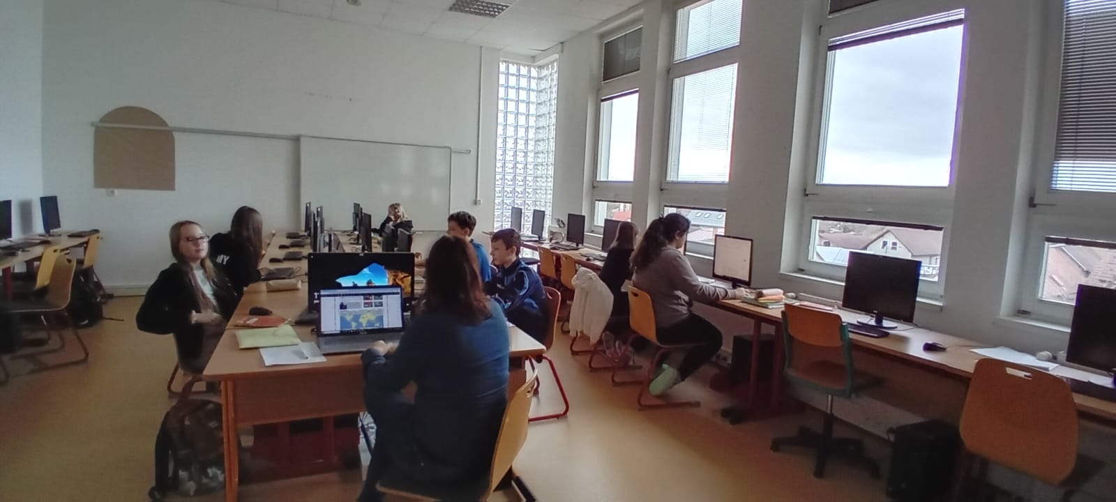 D65EEBC5-2F41-452A-8AC0-37DD0AFA2E8C