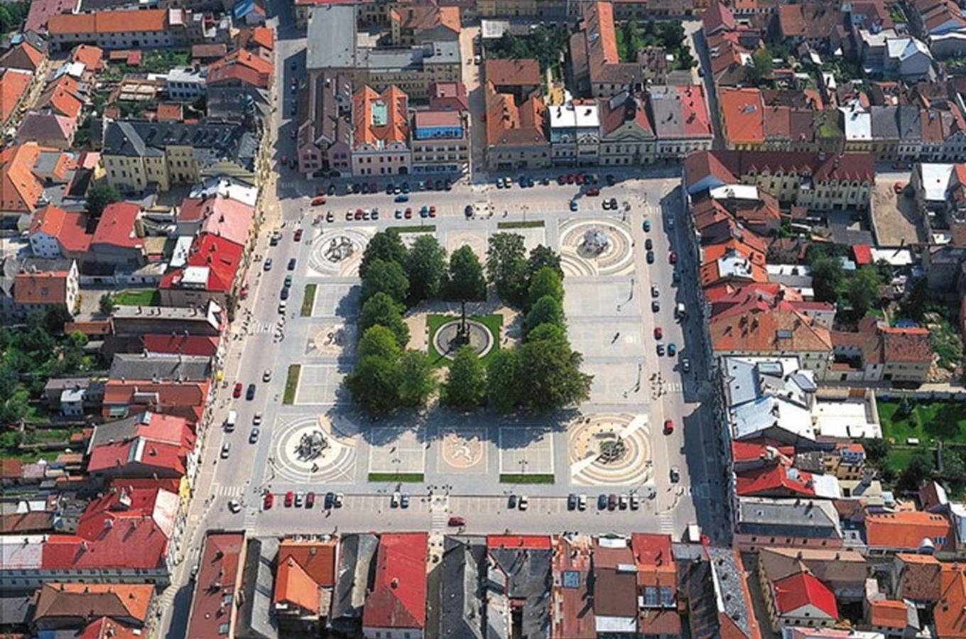 6ca5a7f3-98d7-4ef7-b719-0826da66da06