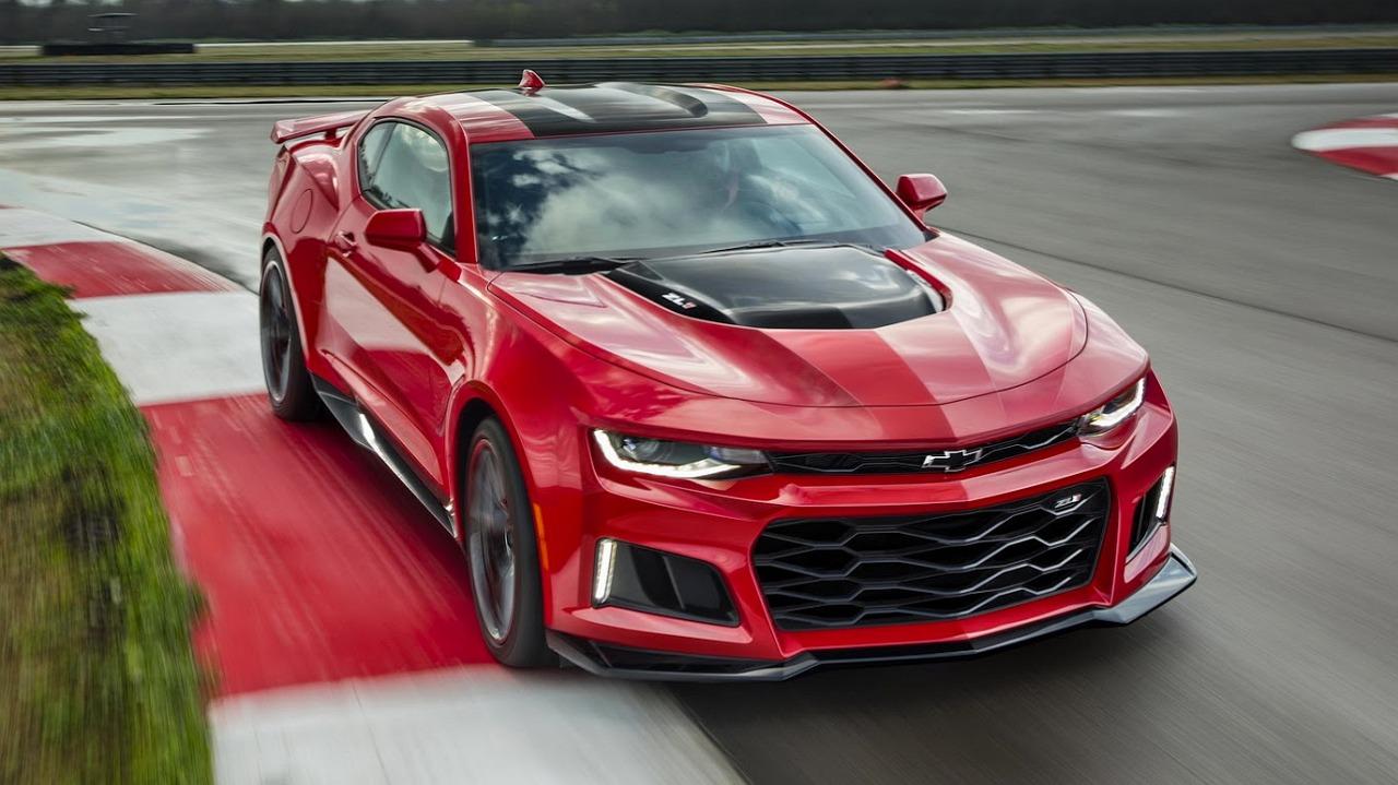 Chevrolet Camaro ZL1 2017 novy prvni Perex