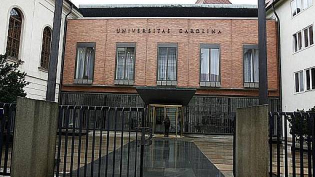 univerzita karlova universita denik-630-16x9