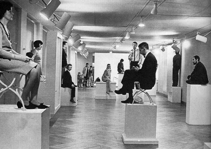 21407f4c9e8e2be635ce744702e604fd--workshop-ideas-pedestal