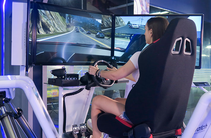 driving-simulator-in-game-center 11