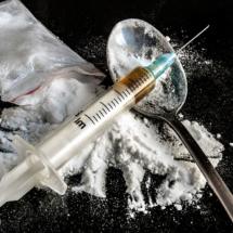 heroin-shutterstock 151579694-215x215