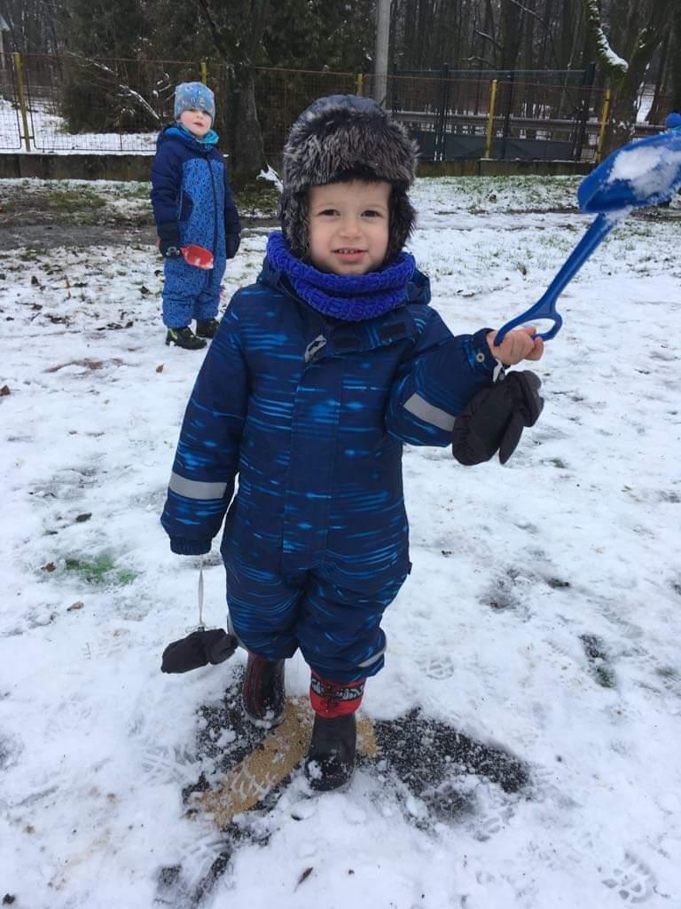 received 2547819468806225