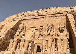 254px-Entrance to the Great Temple of Ramses II at Abu Simbel%2C Egypt