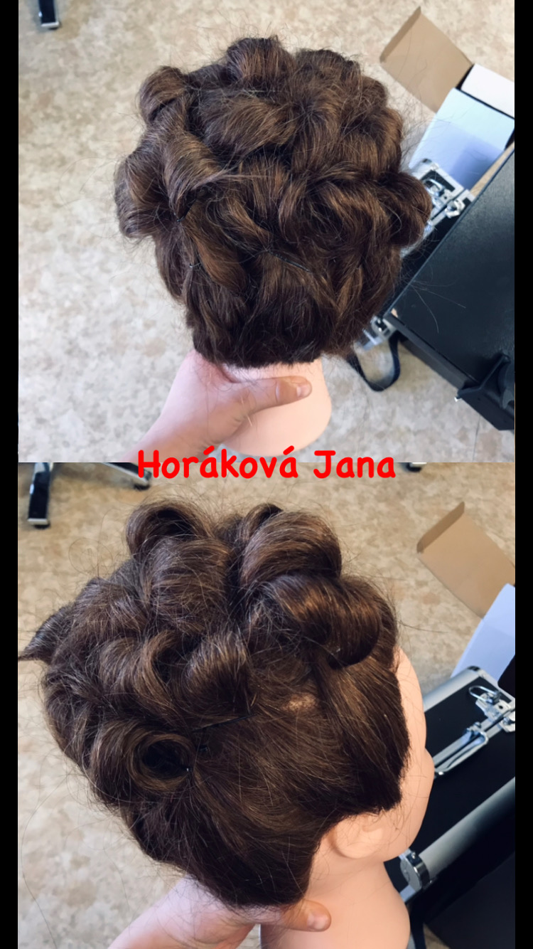 7751CEEC-7359-452F-8CE8-F54ED07C0587