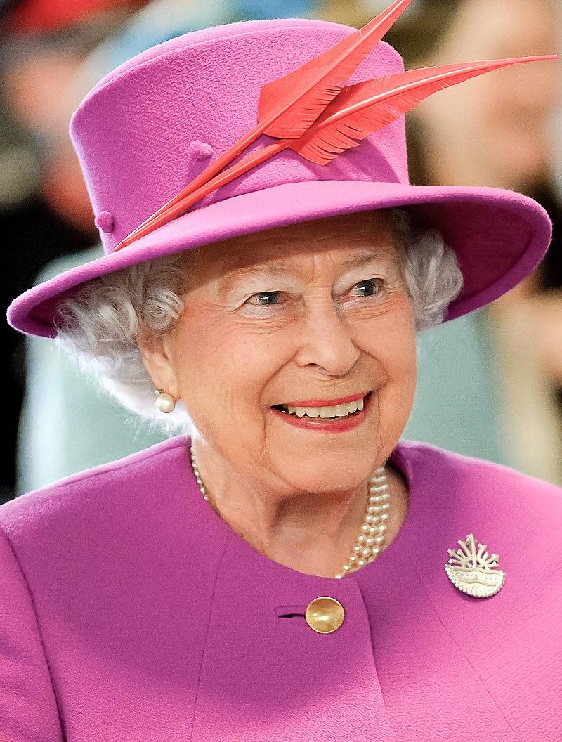 800px-Queen Elizabeth II in March 2015