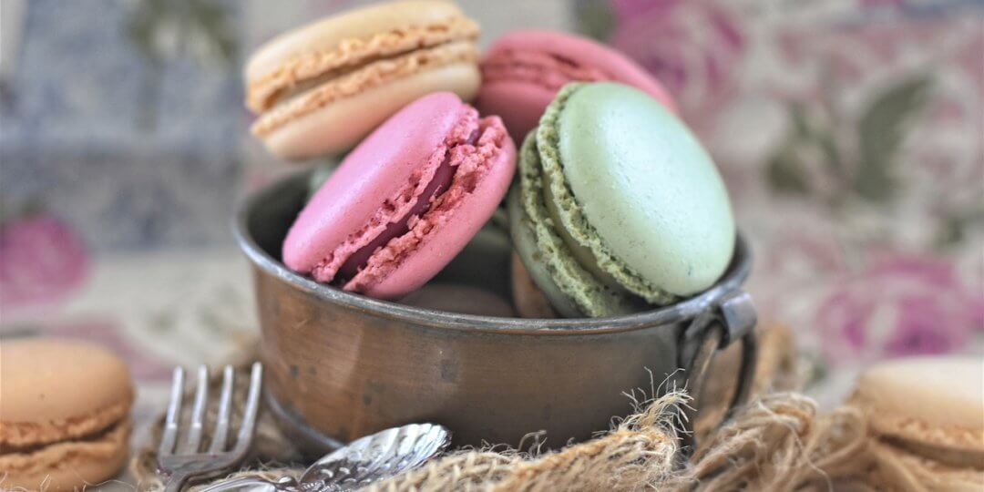 macarons-5264197 1280-1080x540