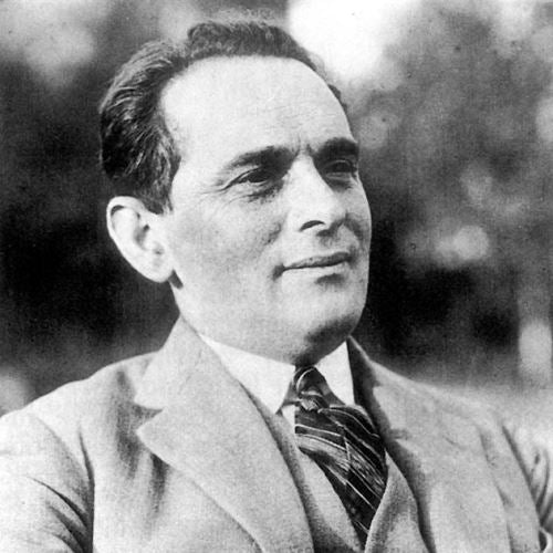 karel polacek onehotbook 800x