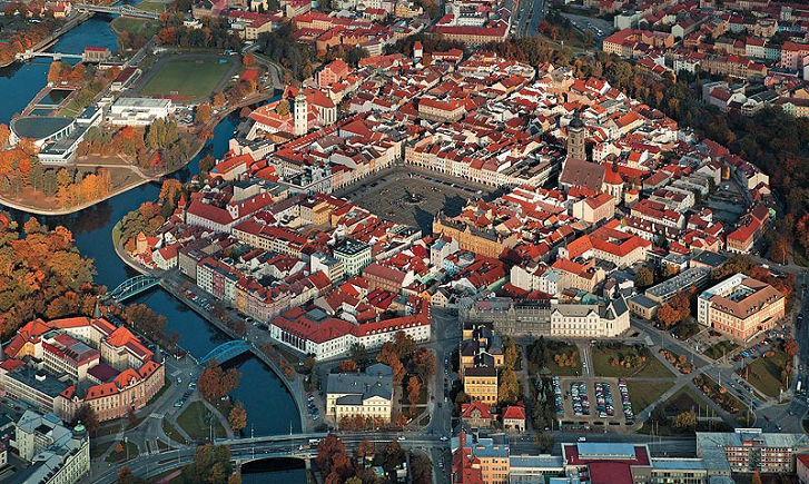 Dw7eZbXqFFnK8 2rEMm3ie