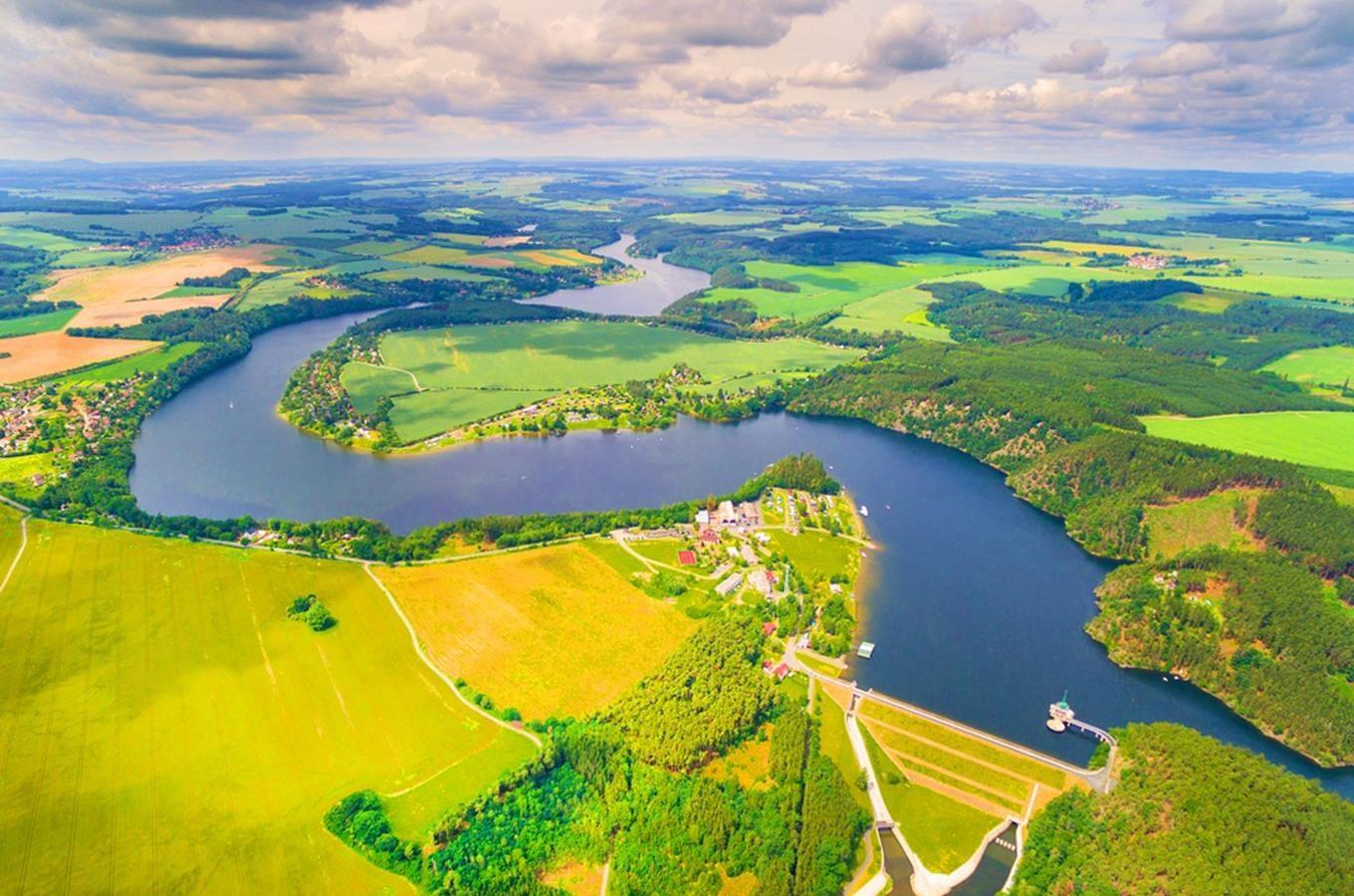 7a5f1ffa-729c-42ff-821c-a4f135038001