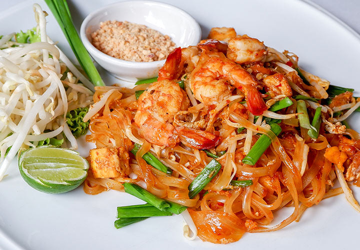 Thai Fried Noodles Phad Thai 1000x1000